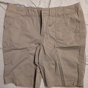 St. John's Bay khaki Bermuda shorts, Size 14 Petite